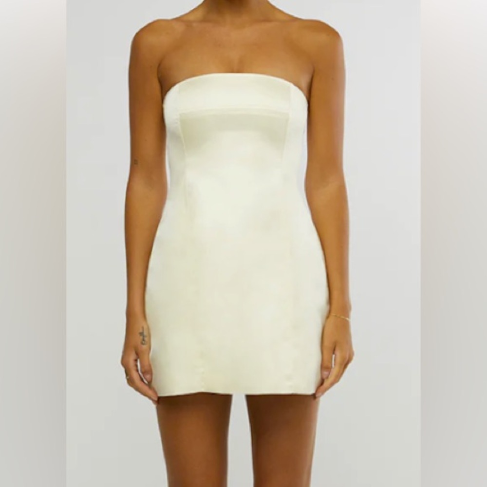 WeWoreWhat Women's Cream and White Dress Size: 4